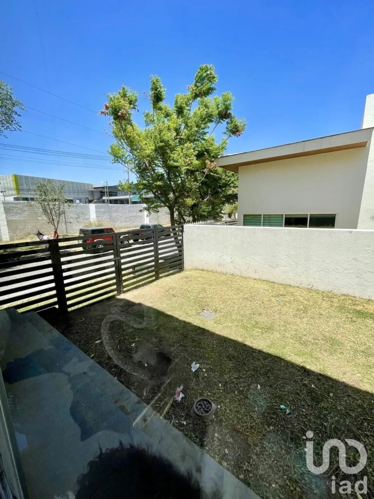 Casa en Venta en Coto Arboledas Valle Real, Zapopan, Jalisco