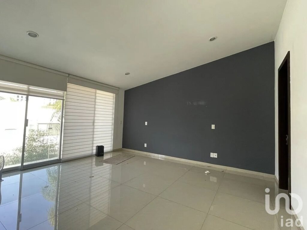 Casa en Venta en Coto Arboledas Valle Real, Zapopan, Jalisco