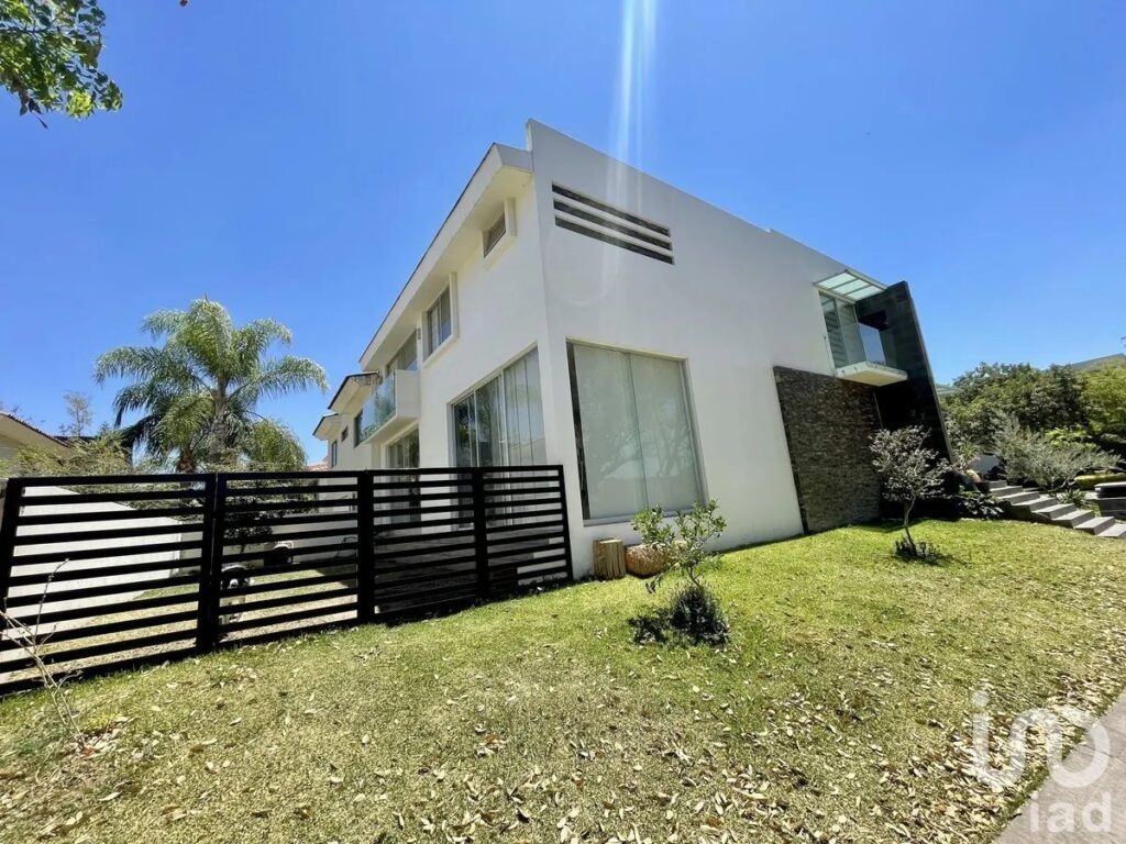 Casa en Renta en Coto Arboledas Valle Real, Zapopan, Jalisco