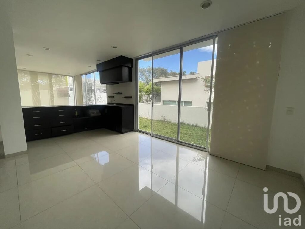 Casa en Renta en Coto Arboledas Valle Real, Zapopan, Jalisco