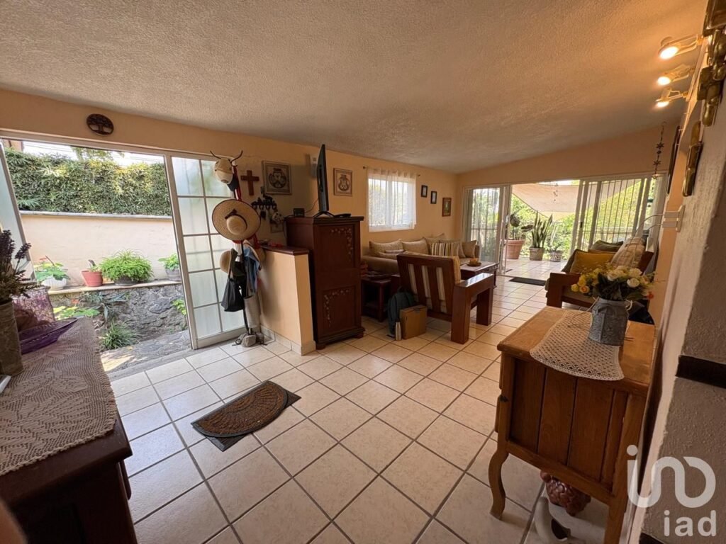 CASA EN VENTA FRACCIONAMIENTO TAMOANCHAN, JIUTEPEC, MORELOS