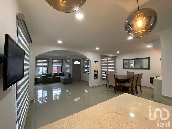 CASA EN RENTA AMUEBLADA EN COL AMPLIACION UNIDAD NACIONAL CIUDAD MADERO TAMAULIPAS