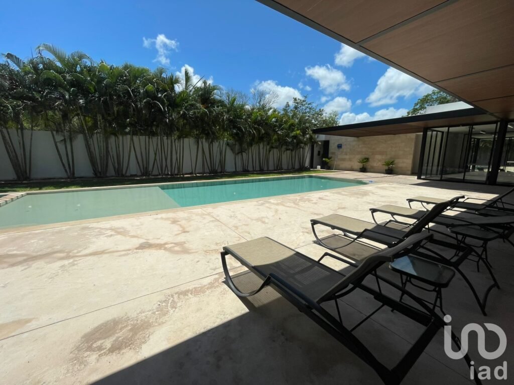 AMPLIO TERRENO EN PRIVADA CHAAC, CHABLEKAL, MERIDA