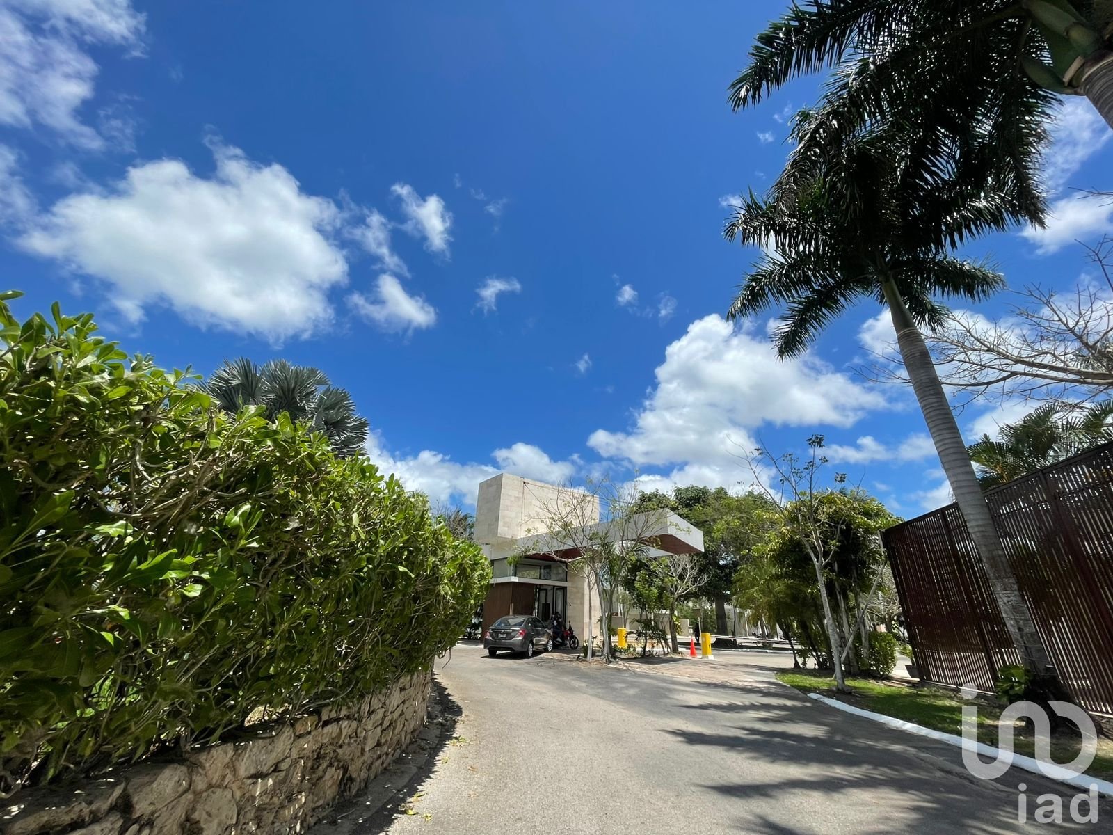 AMPLIO TERRENO EN PRIVADA CHAAC, CHABLEKAL, MERIDA