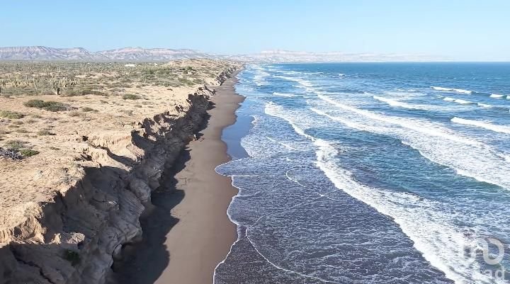 Terreno frente a playa El Quelele, La Paz, B.C.S.