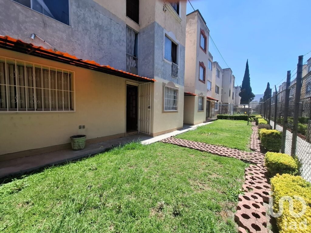 DEPARTAMENTO AMPLIO EN RENTA COACALCO DE BERRIOZABAL