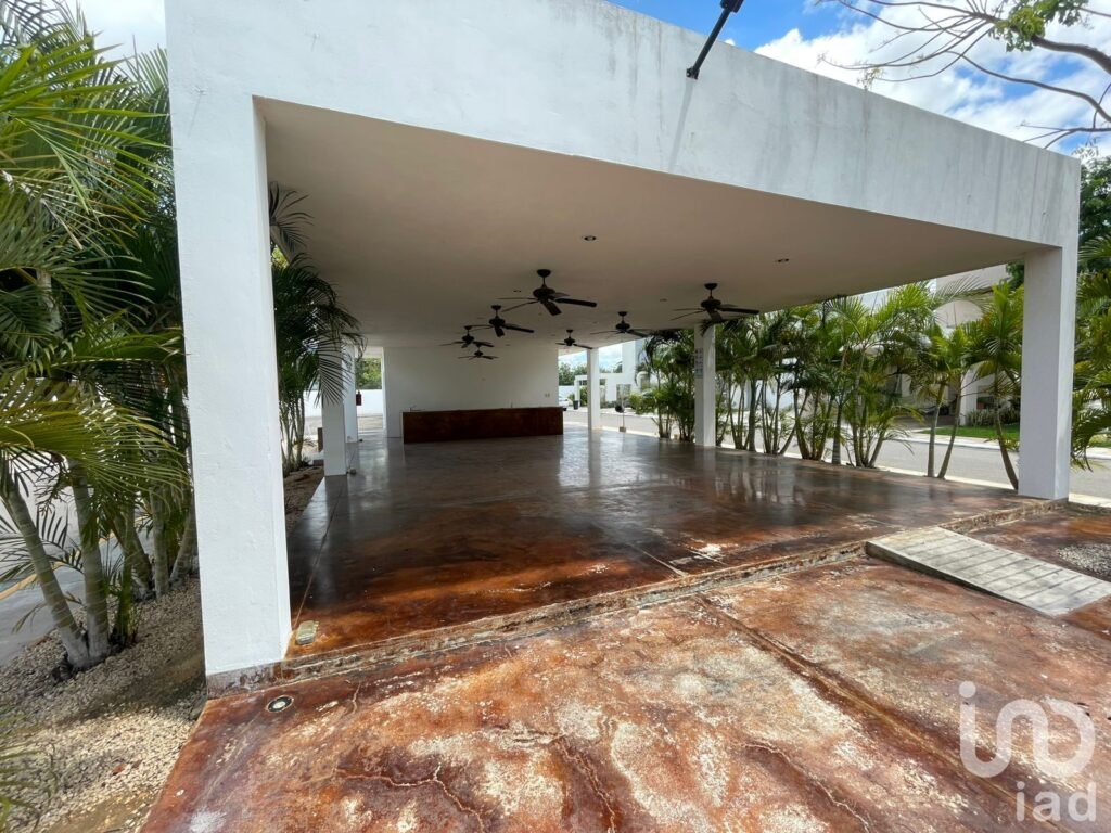 HERMOSA CASA EN VENTA SALOMEA PRIVADA, CHOLUL, MERIDA