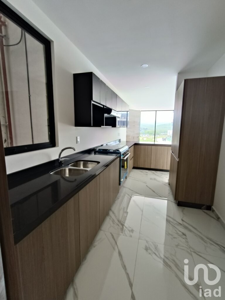 RENTA DE DEPARTAMENTO EN JURIQUILLA CON AMENIDADES