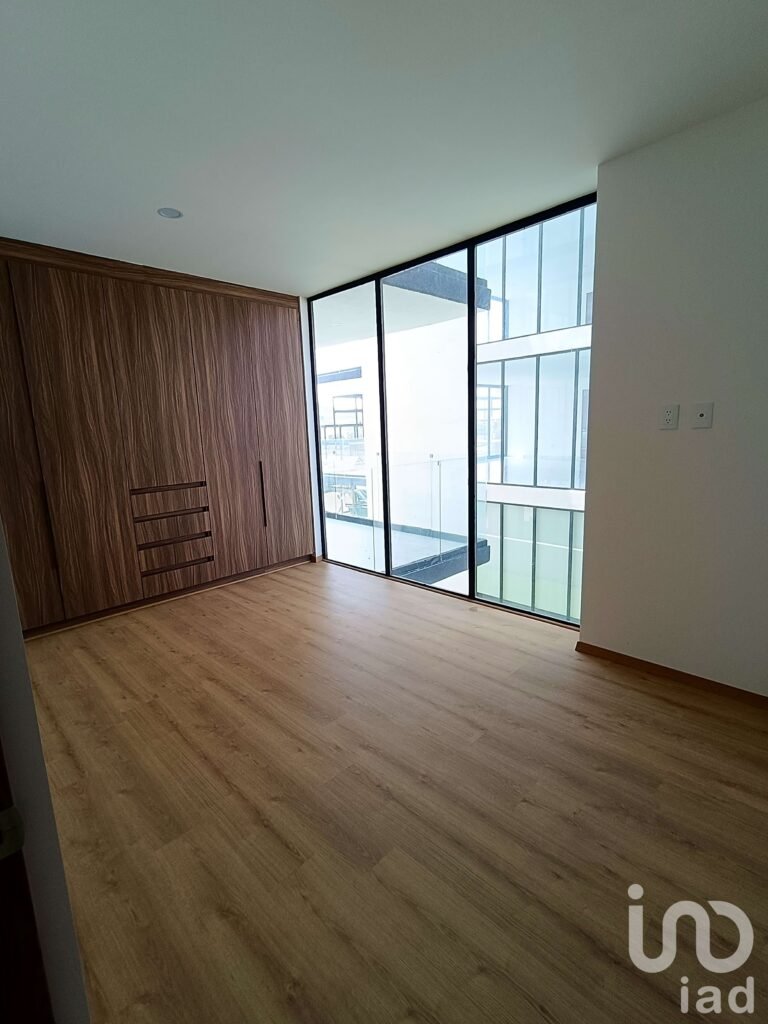 RENTA DE DEPARTAMENTO EN JURIQUILLA CON AMENIDADES