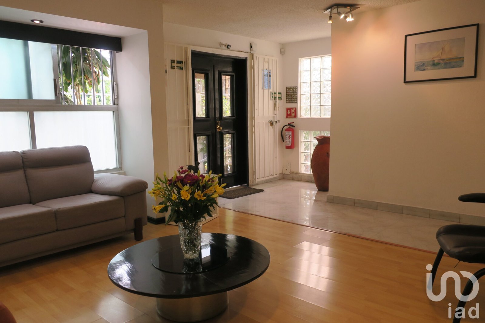 Renta piso para consultorios, farmacia o laboratorio, Ciudad Satélite, Naucalpan de Juárez