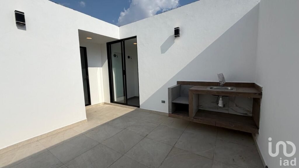 CASA NUEVE EN BELLO ORIZONTE