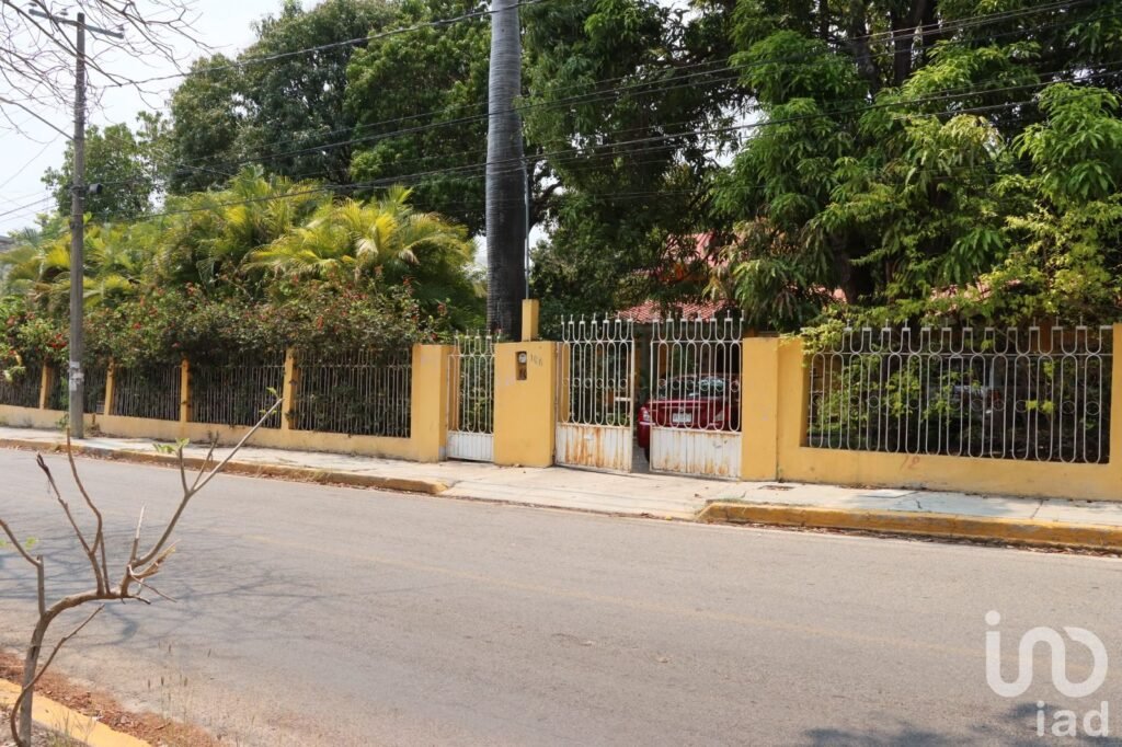 VENDO 2,188 m2 CON 45 METROS DE FRENTE SOBRE AVENIDA CHIAPAS, PLAN DE AYALA