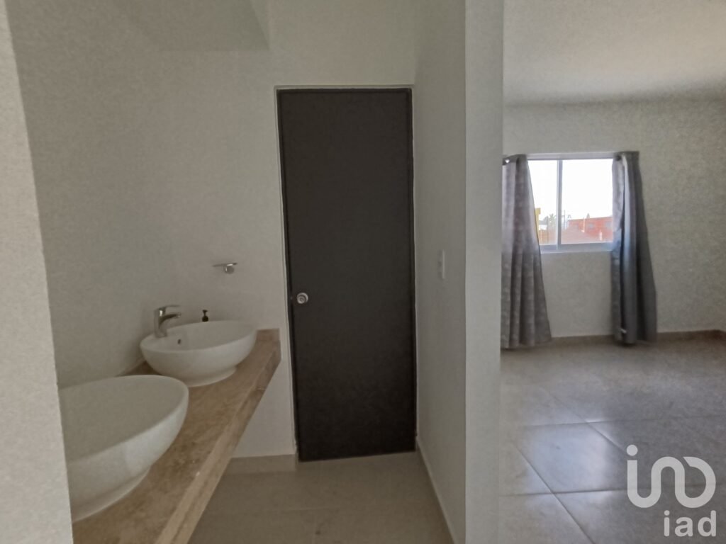 DEPARTAMENTO EN RENTA SIN MUEBLES, CANCUN Q.ROO, CP. 77535
