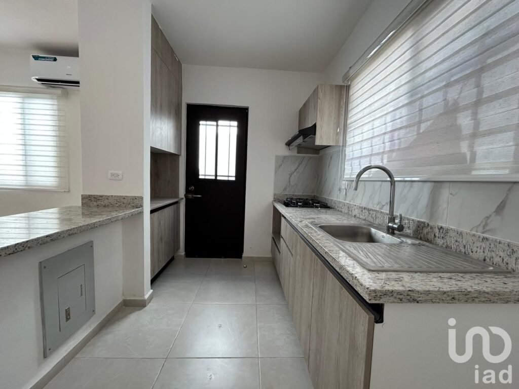 Casa en Renta a estrenar de 1 Planta en Las Américas