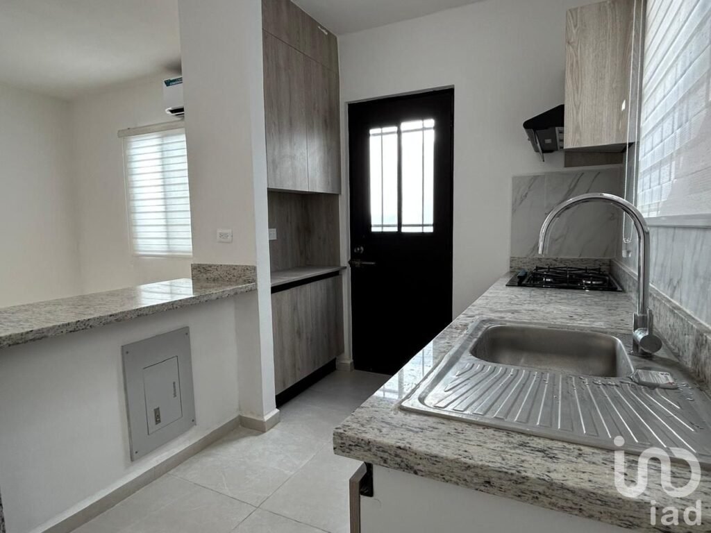 Casa en Renta a estrenar de 1 Planta en Las Américas