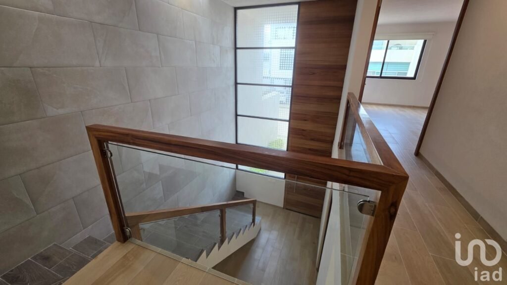 VENTA CASA EN SAN ANGEL 2, ESTUDIO/RECAMARA CON BAÑO COMPLETO PLANTA BAJA EN CIUDAD SAN LUIS POTOSI