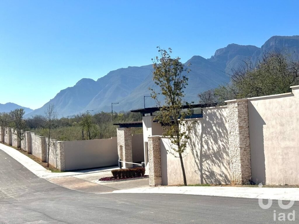 Venta Terreno / Lote residencial El Barrial, Santiago, N.L.