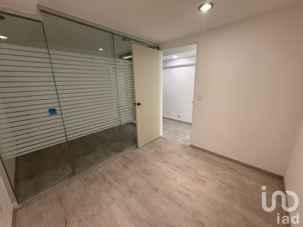 LOCAL EN RENTA EN LOMAS DE ANGELOPOLIS