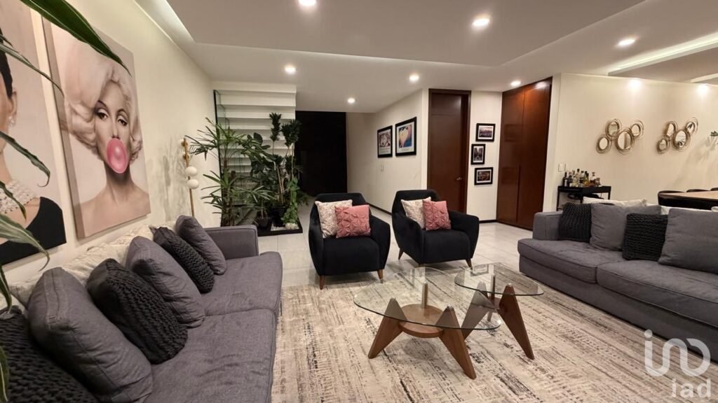 CASA EN RENTA EN GRAN RESERVA, LOMAS DE ANGELOPOLIS