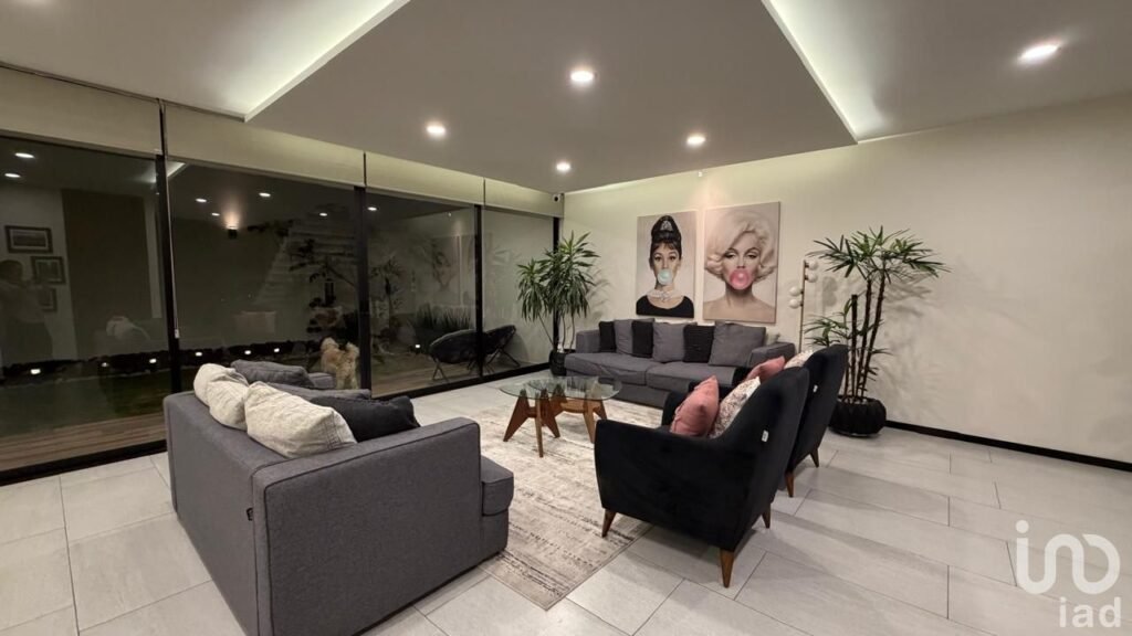 CASA EN RENTA EN GRAN RESERVA, LOMAS DE ANGELOPOLIS