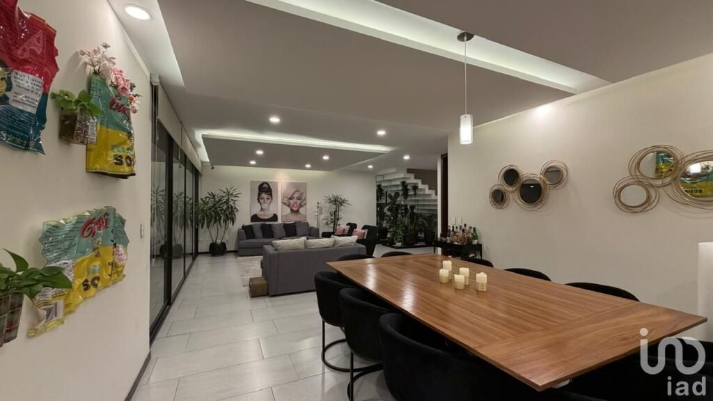 CASA EN RENTA EN GRAN RESERVA, LOMAS DE ANGELOPOLIS