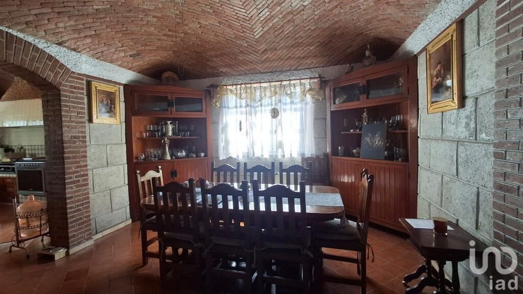 Casa en Renta con Local Comercial en Arquitos Querétaro