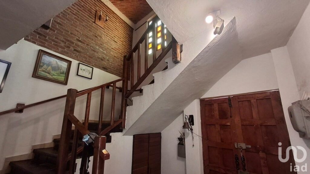 Casa en Renta con Local Comercial en Arquitos Querétaro