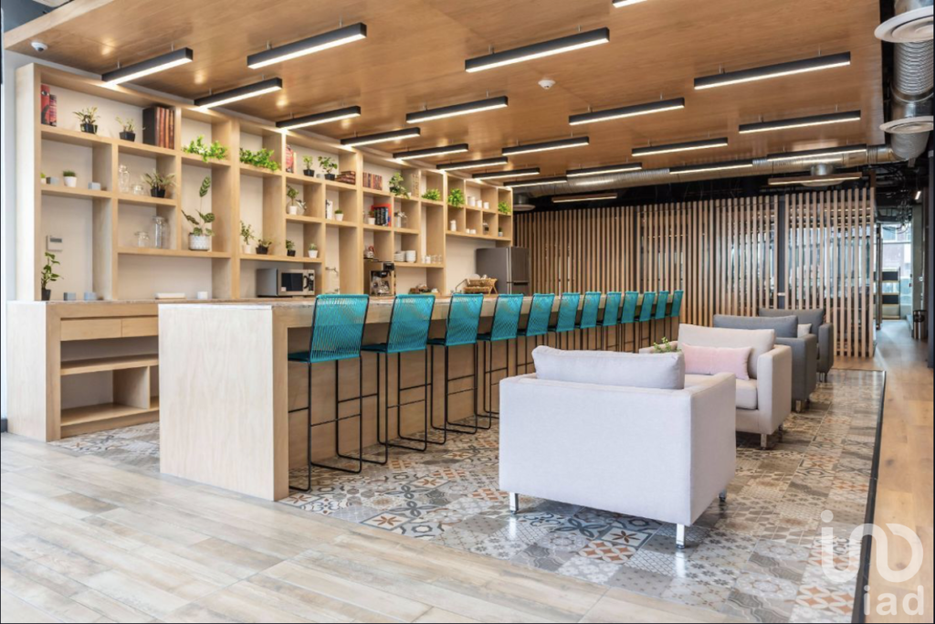 Se renta oficina equipada para 2 personas Av. Chapultepec en la col. Americana, Guadalajara