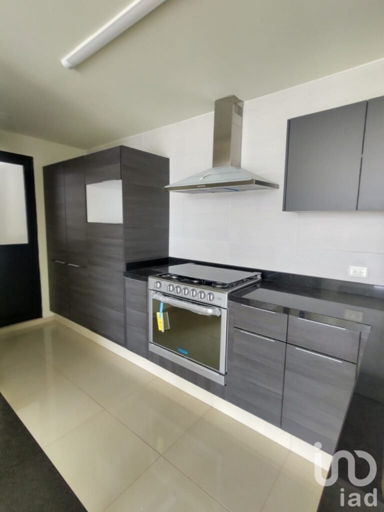 DEPARTAMENTO EN RENTA FRENTE A CRUZ DEL SUR, CERCA DE ZAVALETA