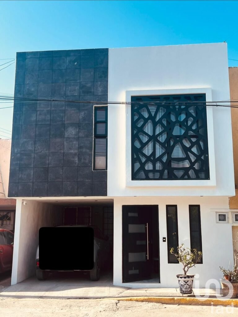 VENTA DE CASA EN CUAUTLANCINGO MODERNA Y FUNCIONAL