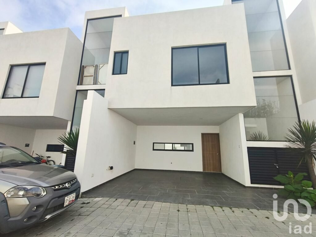 Casa en venta Tlaxcalancingo, San Andres Cholula, cerca universidades como, UVM, Anáhuac, UDLAP