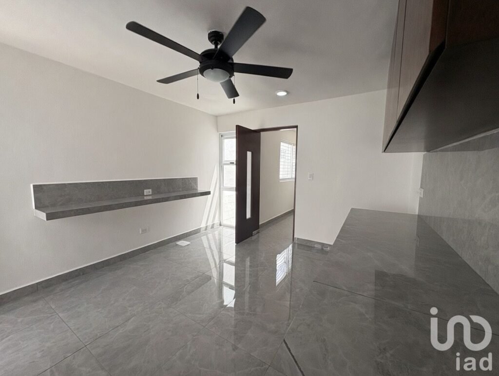 Casa de una planta en Vista Alegre Norte con amplio terreno y excelente ubicación