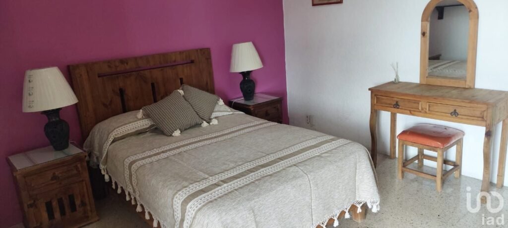 AMPLIA CASA EN RENTA EN EL CENTRO HISTORICO DE OAXACA.