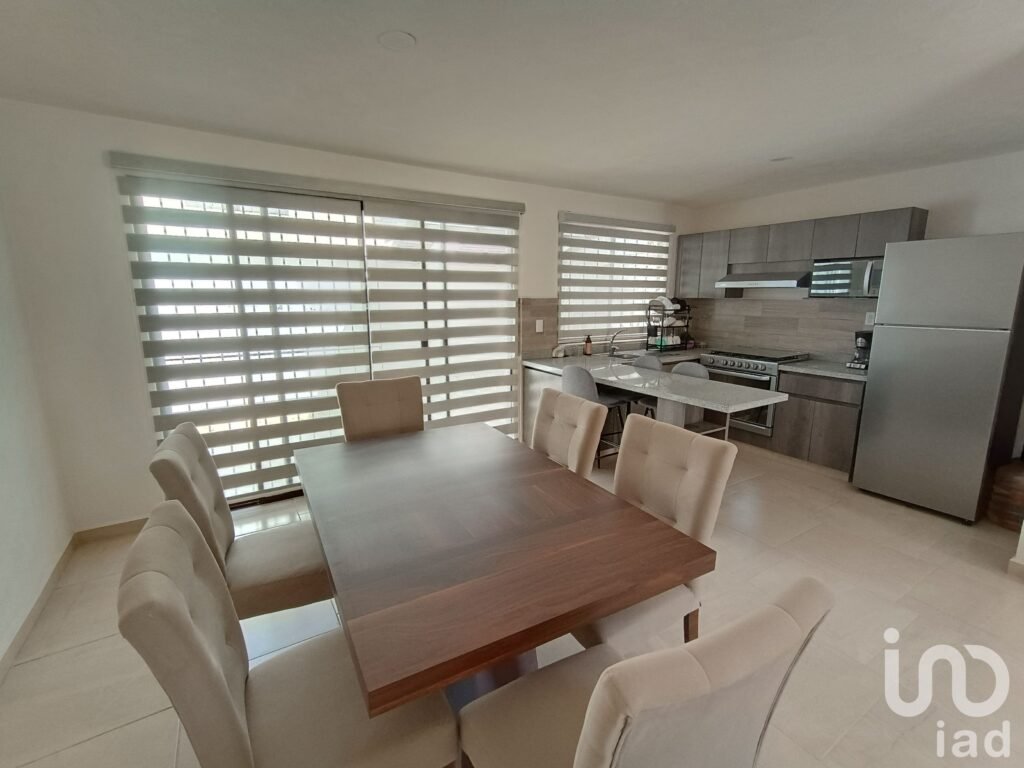 CASA EN RENTA AMUEBLADA EN LUCERNA AGUASCALIENTES SUR