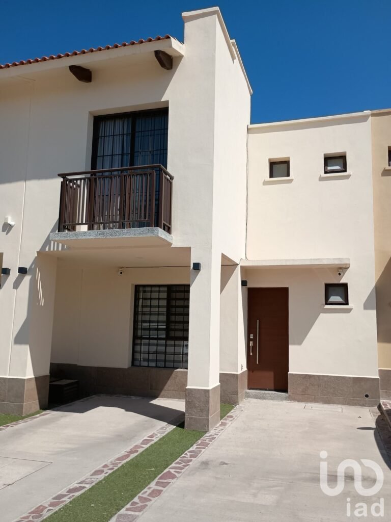 CASA EN RENTA AMUEBLADA EN LUCERNA AGUASCALIENTES SUR