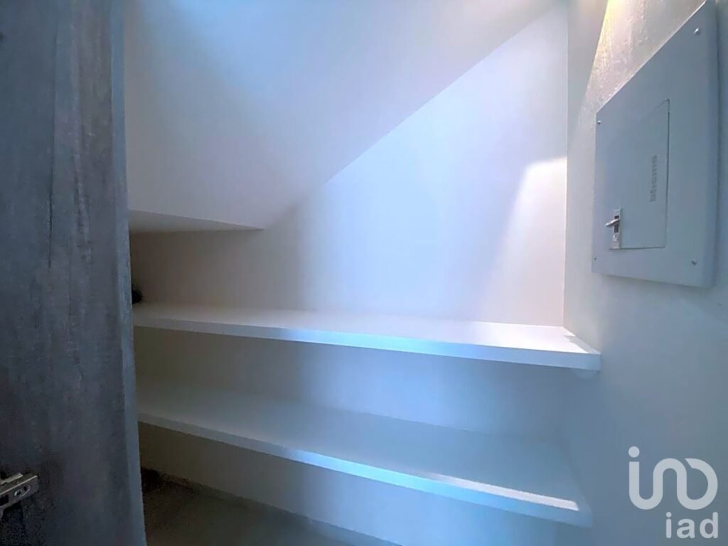 Casa de 4 recámaras con 1 en PB en Parque Quintana Roo