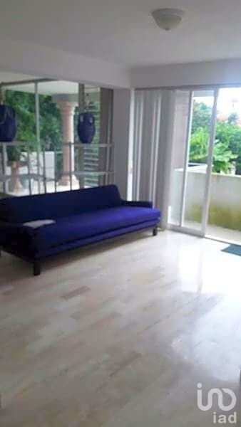 CASA CON ALBERCA EN RANCHO CORTES EN CUERNAVACA MORELOS