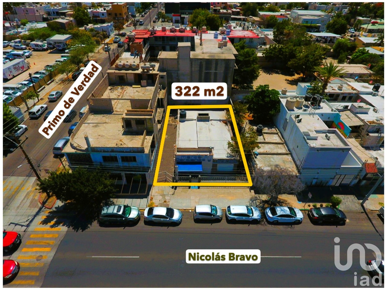 Se vende terreno con uso comercial con edificio de oficinas en el centro de La Paz BCS