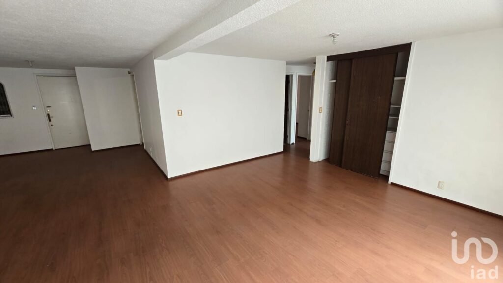 DEPARTAMENTO EN RENTA EN AV. PACIFICO,COYOACAN,CIUDAD DE MEXICO