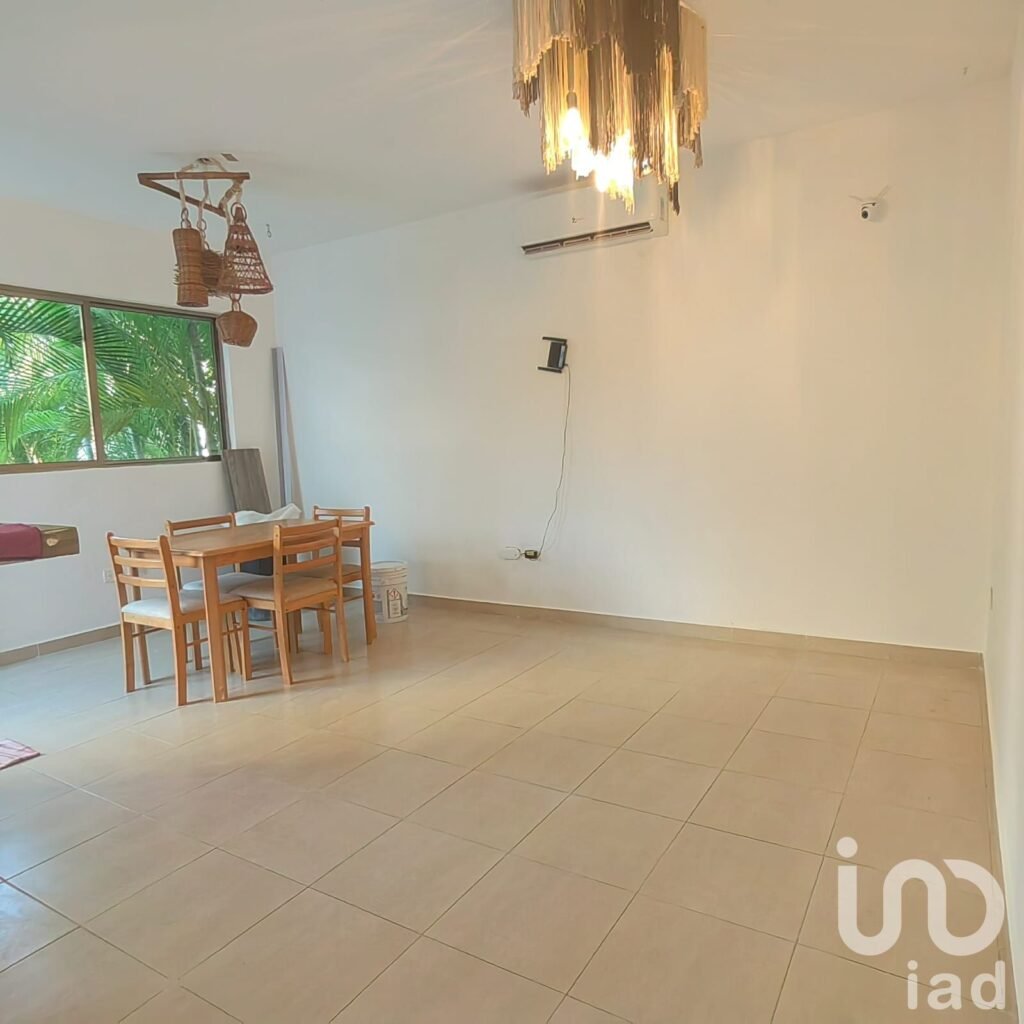 CASA EN VENTA EN POLÍGONO SUR CANCUN QUINTANA ROO