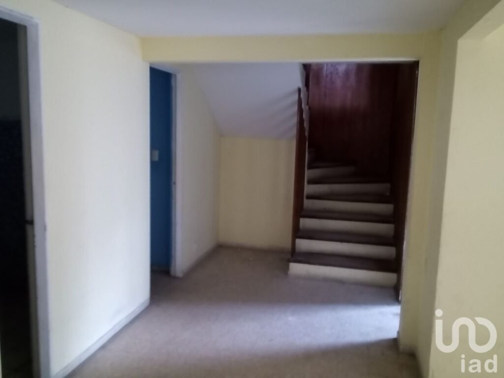 CASA EN VENTA EN IXTAPAN DE LA SAL IDEAL PARA INVERSIONISTAS