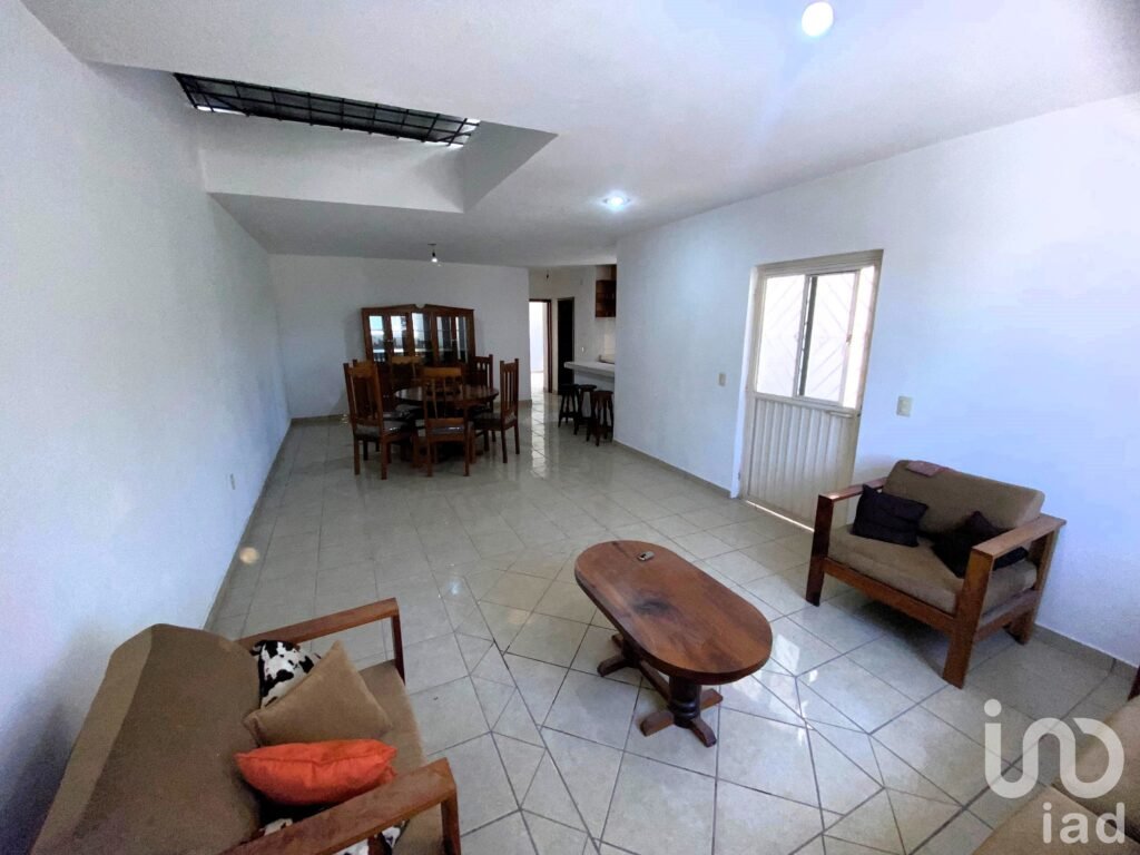 Casa en Venta en esquina, ubicación estratégica, cercanía con zona centro y Av. Colosio