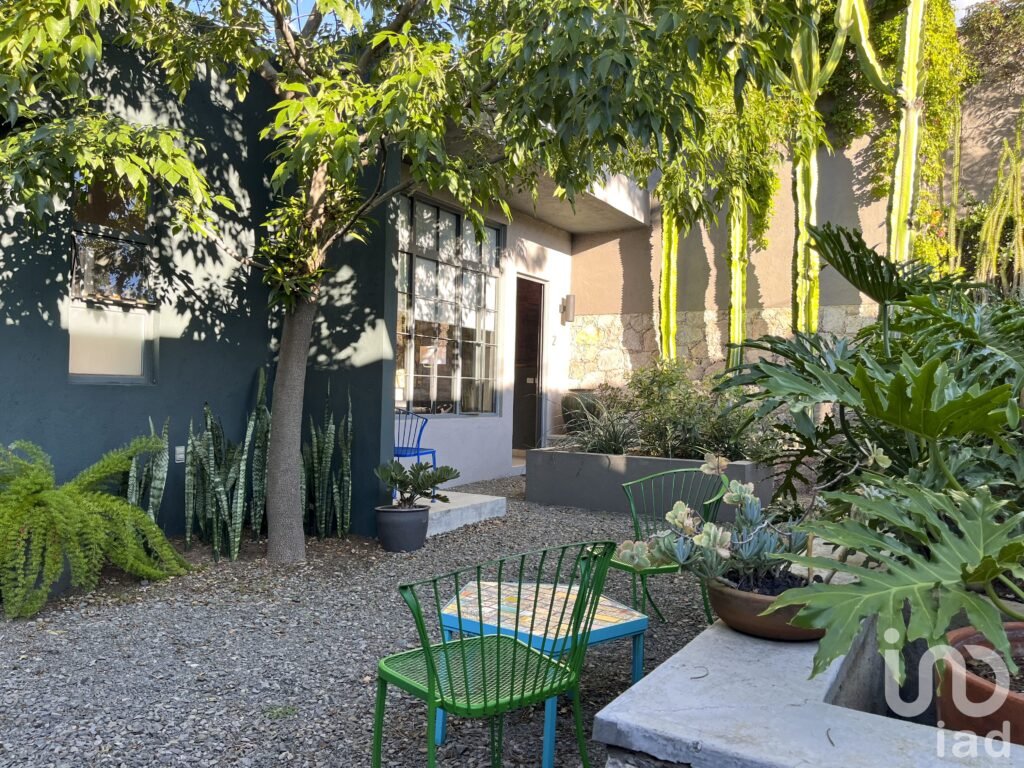 CASA ACUARELA - Casa principal con 5 apartamentos totalmente amueblados en el corazon de Guanajuato