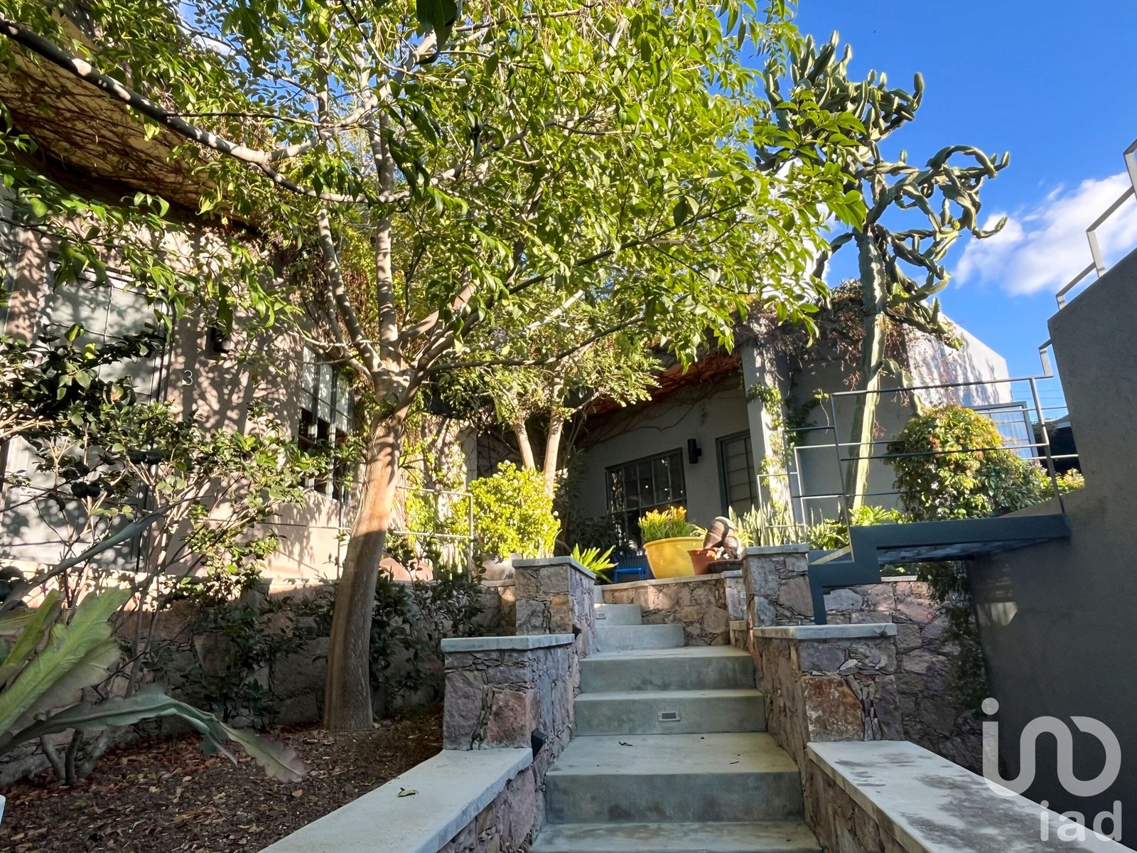 CASA ACUARELA – Casa principal con 5 apartamentos totalmente amueblados en el corazon de Guanajuato CASA ACUARELA – Casa principal con 5 apartamentos totalmente amueblados en el corazon de Guanajuato