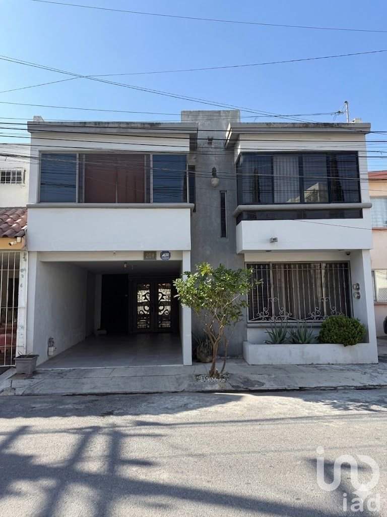 Casa en Venta Valle del Contry – Guadalupe