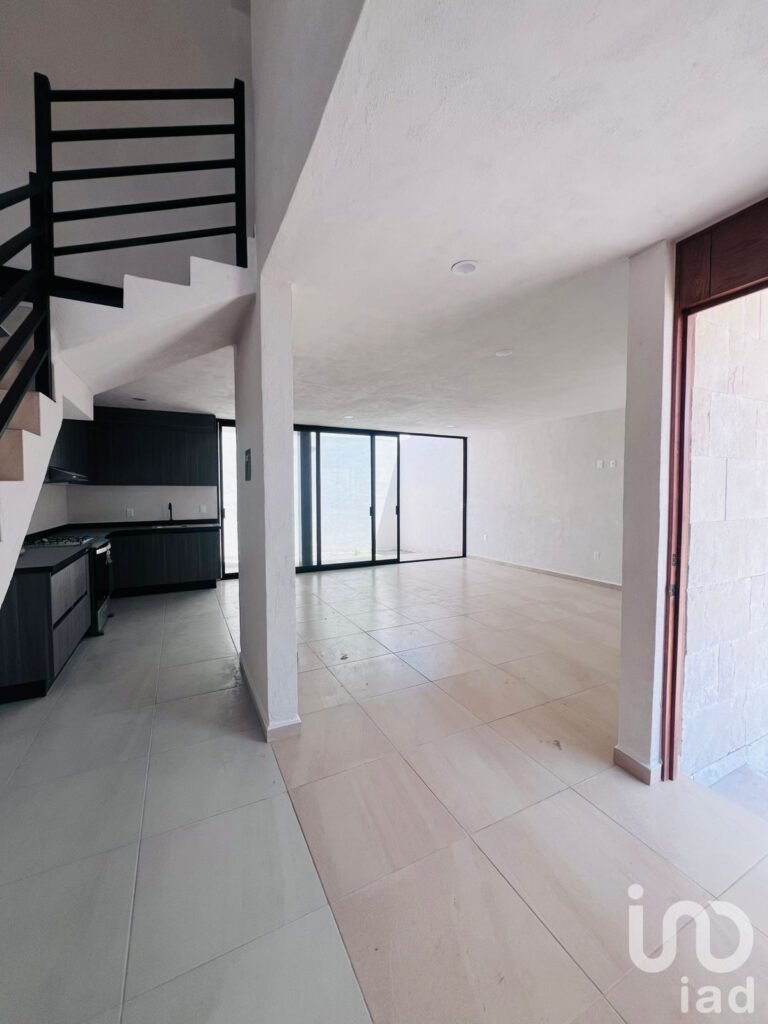 CASA DE AUTOR EN VENTA EN CIUDAD MADERAS EL MARQUES QUERETARO