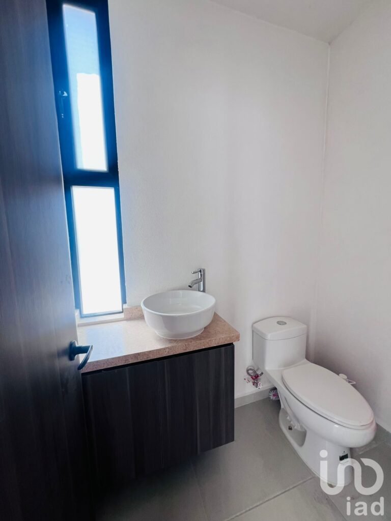 CASA DE AUTOR EN VENTA EN CIUDAD MADERAS EL MARQUES QUERETARO