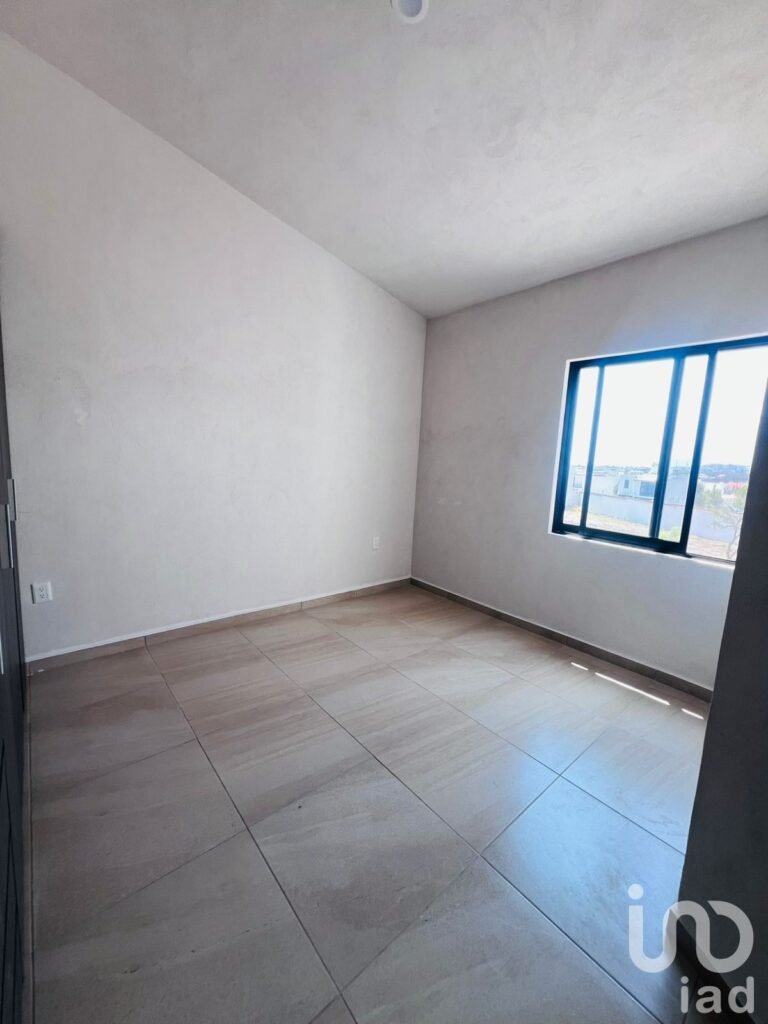 CASA DE AUTOR EN VENTA EN CIUDAD MADERAS EL MARQUES QUERETARO