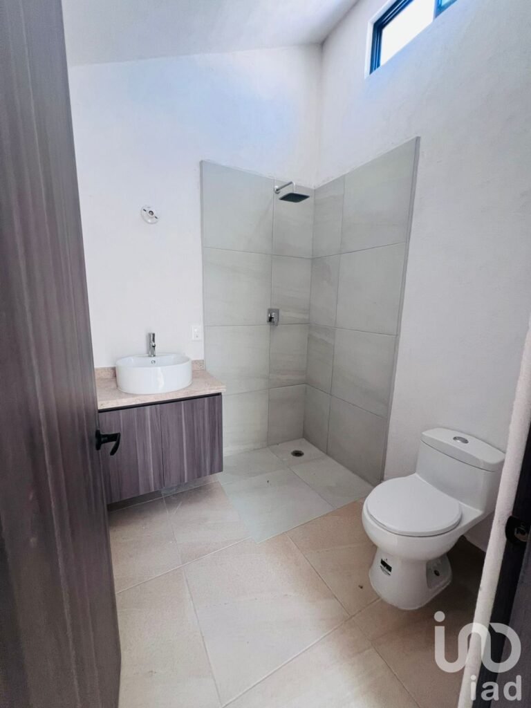 CASA DE AUTOR EN VENTA EN CIUDAD MADERAS EL MARQUES QUERETARO