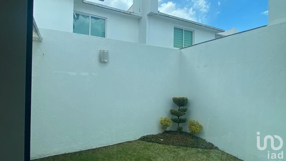 Casa en renta a 5 minutos de la prepa UVM Metepec con acceso a vialidades principales